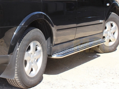 Пороги с площадкой алюминиевый лист 43 мм Технотек для Ssang Yong Rexton 2002-2008